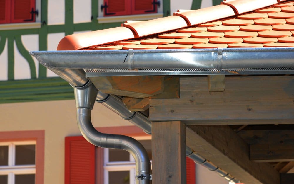 7 Benefits of Seamless Gutters