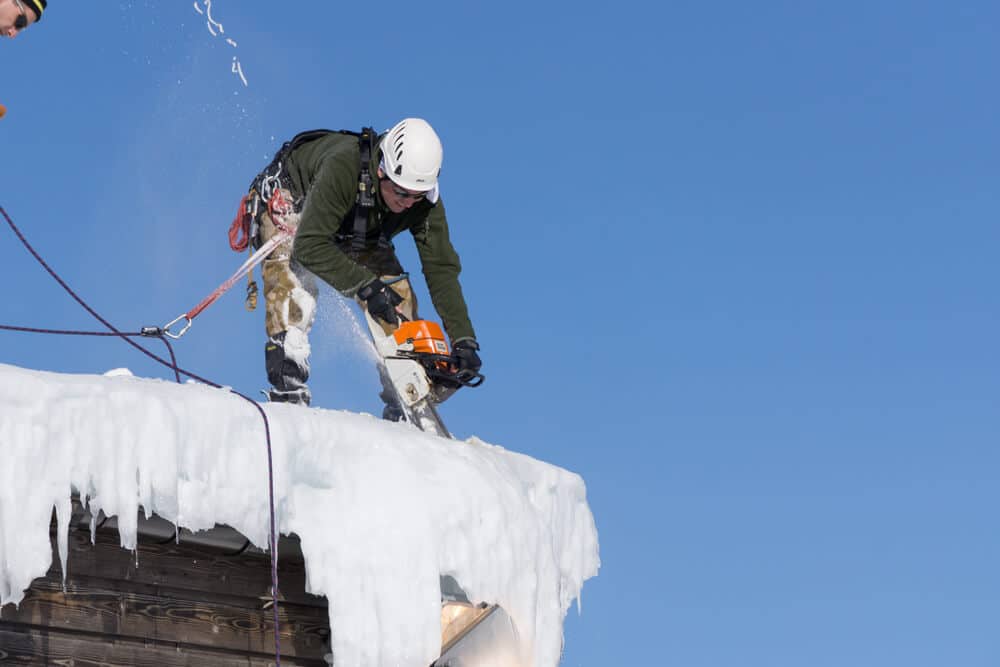 How to Tell it's Time to Remove Snow From Your Roof Advantage