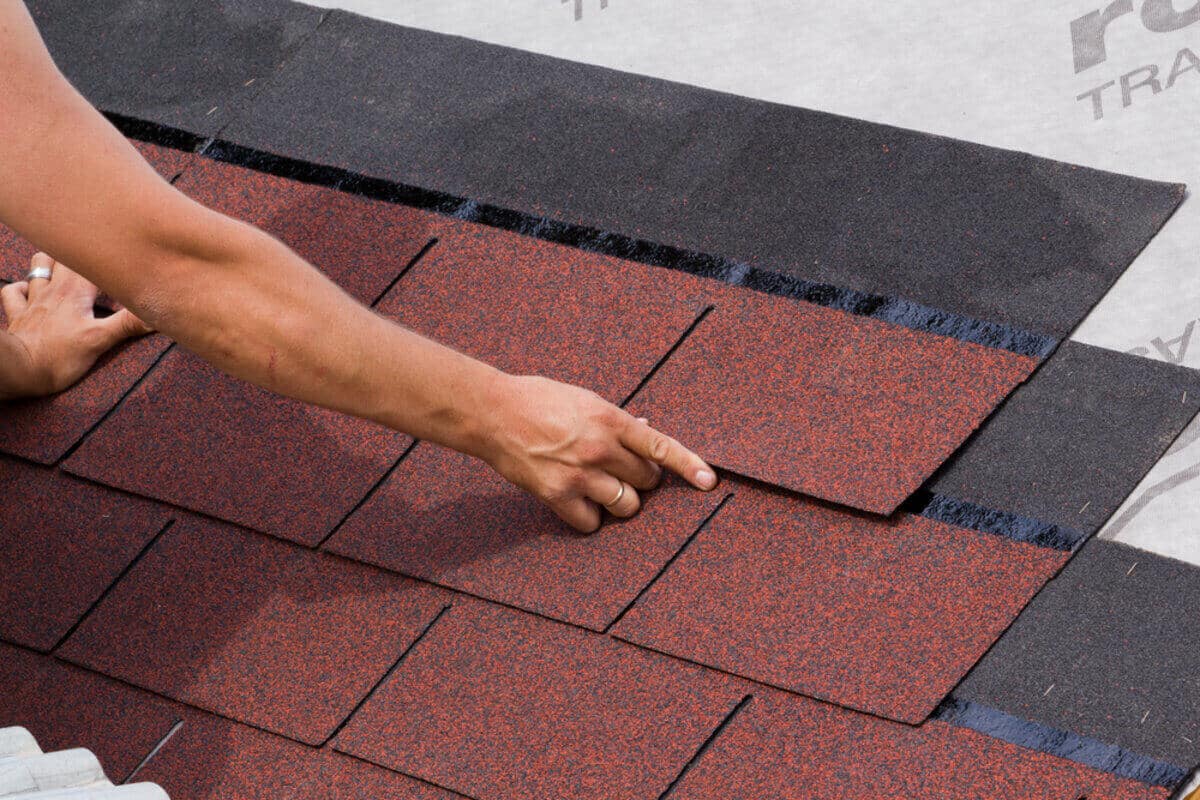 asphalt shingles to seal