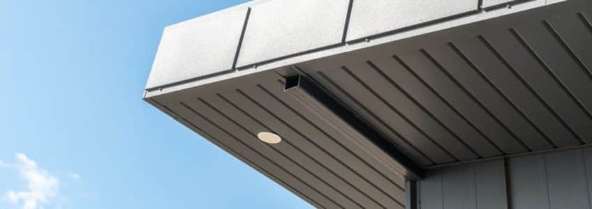 How Roof Overhangs Help Prevent Water Damage in Storms